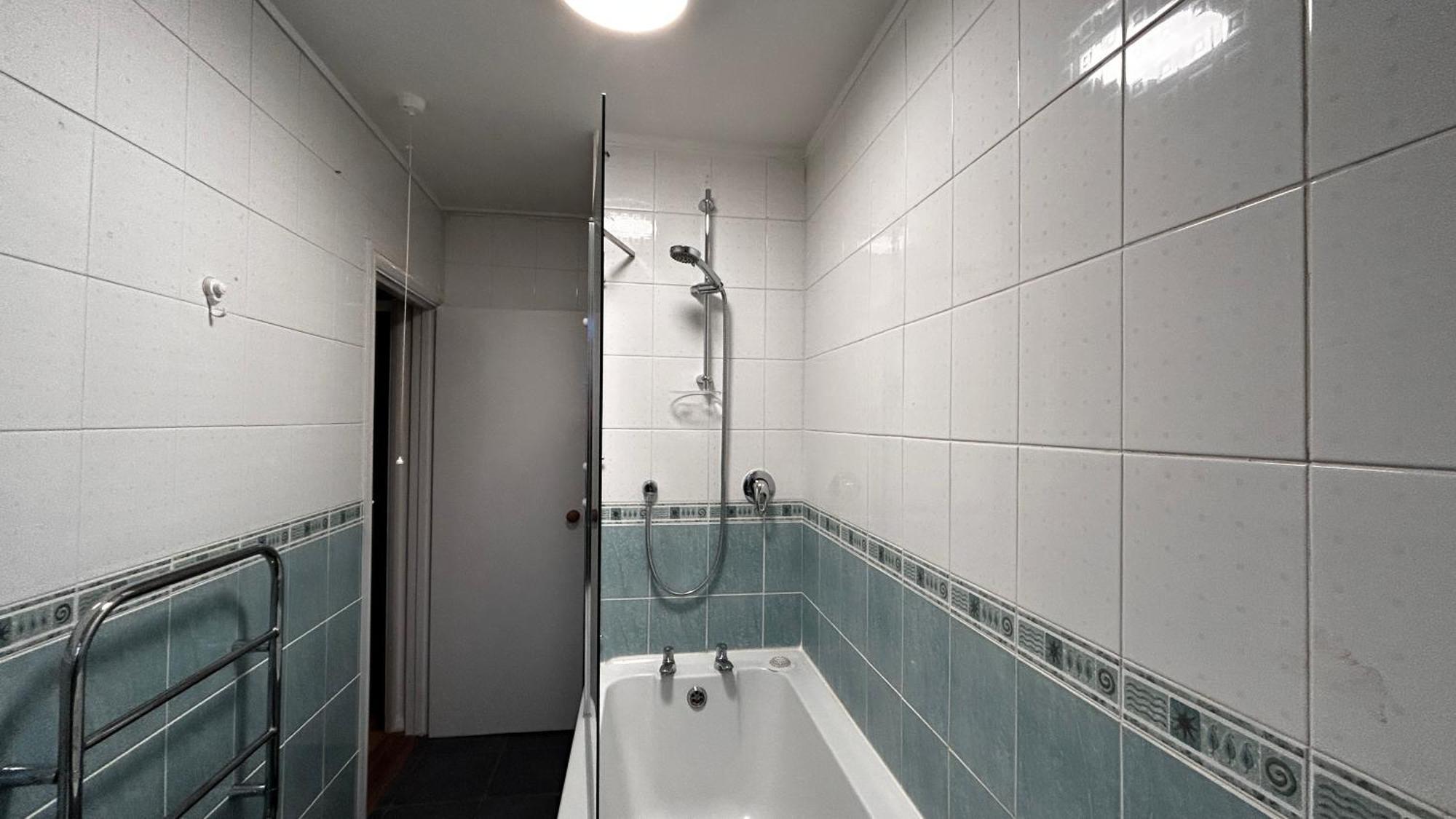 Cozy 2 Bedroom Close To Town Centre Apartment